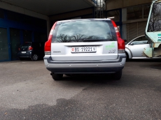 Zu VERKAUFEN Volvo V 70 2,4 BENC+CNG.