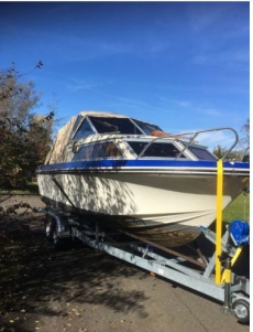 Motorboot Windy 22 Innenborder osmosefrei