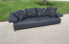 Unsere Polsterer beziehen Ihr Sofa, Sessel oder Stuhl neu