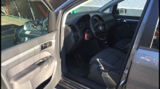 VW Touran 1.9l TDI mit DSG (6- Gang Automatic)