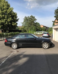 Mercedes Benz E200