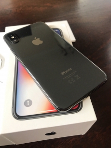 Apple iPhone X - 256GB