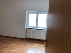 4 zimmer wohnung zu vermieten