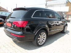 AUDI Q7 3.0 TDI DPF Quattro Tiptr S-LINE