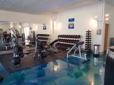 Physio Therapeut im Fitness Studio