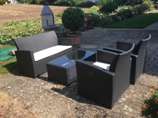 Gut erhaltene Rattan-Lounge zu verkaufen