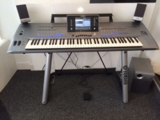 YAMAHA Tyros 5-76 Keyboard + Speaker-Set - gebraucht