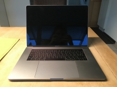 MacBook Pro 2.9GHz/16GB/512GB (1 Jahr gebraucht, top Zustand)