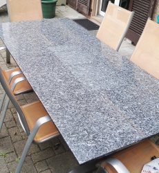 Garten- / Granittisch 95x210 mit „Labrador“-Platte