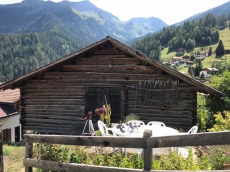 725m2 BAULAND IM MALERISCHEN TSCHIERTSCHEN