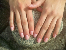 Shellac - Permanent Nagellack im Nagelstudio