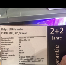 Fernseher 4K HD mit LED funktion wo sich je nach farben anpasst