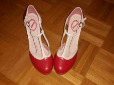 50er Jahre Rockabilly Riemchen Pumps Rot, Grösse 39 - Neu