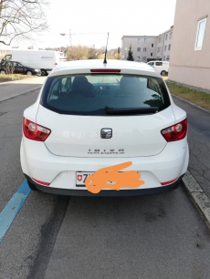 Seat Ibiza in weiß in Top Zustand 