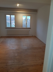 5.5 Zimmer Wohnung mit Sitzplatz und Garten