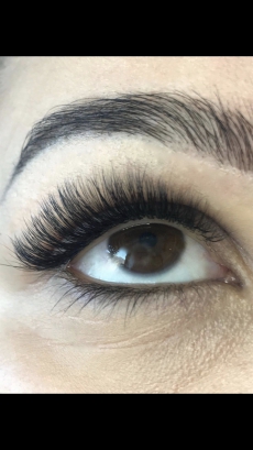 Wimpernextensions-Wimpernverlägerung in Amriswil Bei Luna