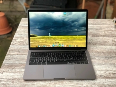 Apple MacBook Pro 13