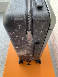 Louis Vuitton Monogram Galaxy Horizon 55 Trolley Koffer