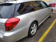 auto Subaru Legacy 2.0 AWD