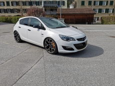 Opel Astra J 1.6t