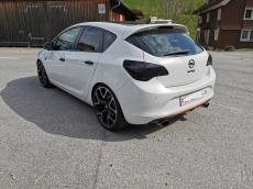 Opel Astra J 1.6t