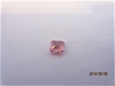 Farbwechselnder Diaspor (Zultanit) direkt aus Milas Türkei 2.35 K