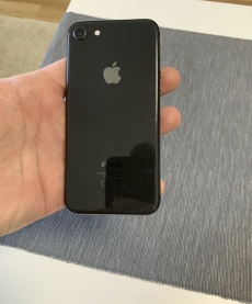 IPHONE 8 /64GB/ BLACK