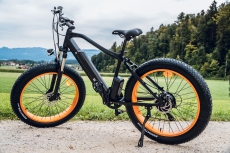 Sommerangebot  -> e-FATbike Monatsmiete 299CHF 