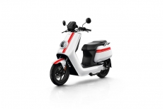 E-Scooter Niu NGT 70 kmh Reichweite 134 km