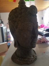 Diverse Buddhastatuen und Bilder zuverkaufen