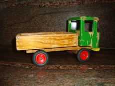 Alter Holz LKW