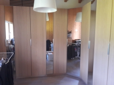 Kleiderschrank/Garderobe Eichenfurnier