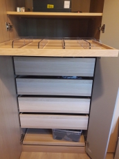 Kleiderschrank/Garderobe Eichenfurnier