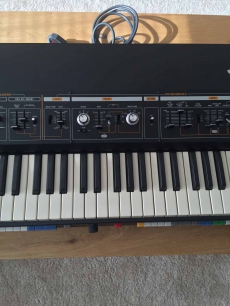 Roland Jupiter 4