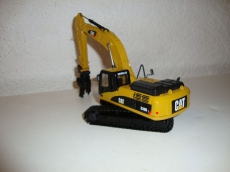 Caterpillar 330 DL mit Abbruchschere