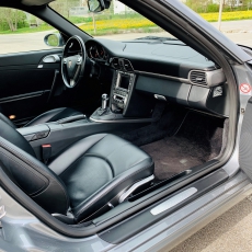 2006 PORSCHE 911 Carrera (Coupé)