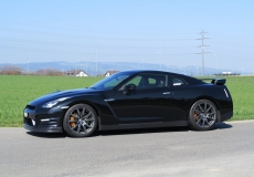 2011 NISSAN GT-R 3.8 V6 BiT Black Edition