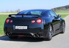 2011 NISSAN GT-R 3.8 V6 BiT Black Edition