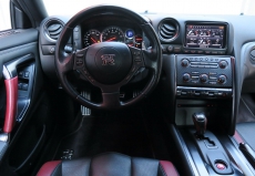 2011 NISSAN GT-R 3.8 V6 BiT Black Edition