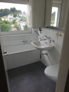 Schöne 4 Zimmer Wohnung zum Top Preis