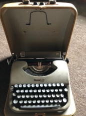 Schreibmaschine Swissa Piccola 50er Jahren