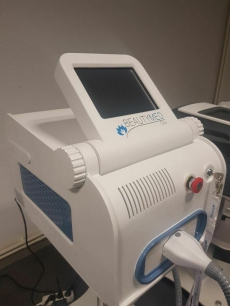 Diodenlaser 808 nm Profi Gerät dauerhafte Haarentfernung