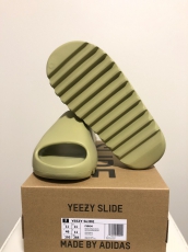 Yeezy Slide 