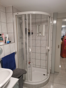 Möbilierte 2 Zimmer Wohnung