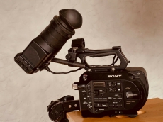 Sony PXW-FS7 Camcorder mit Zubehör