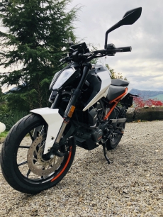 KTM Duke 125 Jahrgang 2017