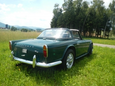 Triumph TR4