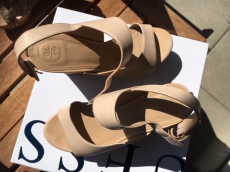 Schöne Guess Pumps mit Keilabsatz (getragen) Grösse 36