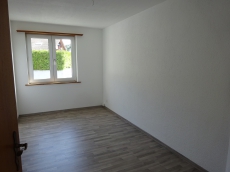 Schöne 4.5 Zimmer WHG mit Balkon