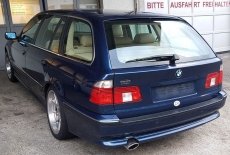 BMW 528i Touring E39